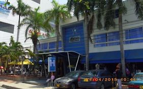 Mintaka Hotel + Lounge